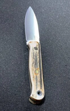 Bark River Bushcraft Scout Knife MagnaCut Elk Handles Black Liners Mosaic Pins (USA) -Helle Shop bark river knives bark river bushcraft scout knife magnacut elk handles black liners mosaic pins usa 41989656903892
