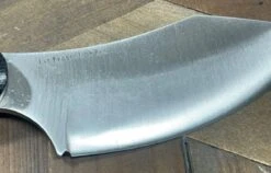 Bark River JX6 II MagnaCut Fixed Knife Black Micarta Bloody Spacer Black Liners Mosaic Pins (USA) -Helle Shop bark river knives bark river jx6 ii magnacut fixed knife black micarta bloody spacer black liners mosaic pins usa 41989678104788