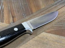 Bark River Mountaineer II Knife CruWear Black Burlap Micarta (USA) -Helle Shop bark river knives bark river mountaineer ii knife cruwear black burlap micarta usa 41989688656084