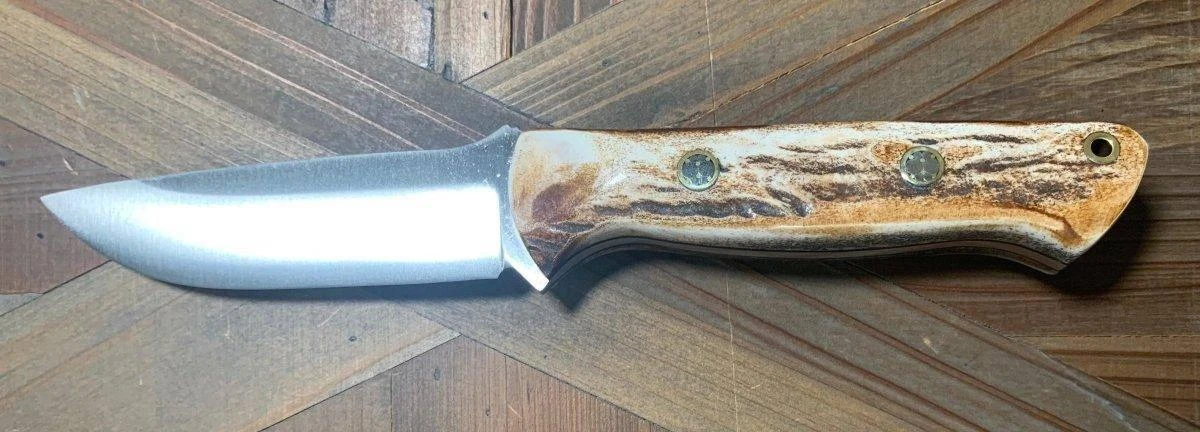 Bravo 1 LT MagnaCut Fixed Blade Elk Handles Black Liners Mosaic Pins (USA) 3 Bravo 1 LT MagnaCut Fixed Blade Elk Handles Black Liners Mosaic Pins (USA) - Image 3