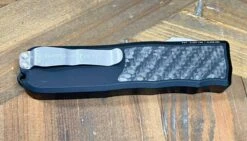 Guardian Tactical RECON-035 92211 Auto Knife Two Tone S/E Carbon Fiber -Helle Shop guardian tactical guardian tactical recon 035 92211 auto knife two tone s e carbon fiber 39393531527380