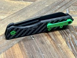 Heretic Knives Jinn Carbon Fiber W/ Toxic Green Hardware & DLC H013-6A-CFTX -Helle Shop heretic knives heretic knives jinn carbon fiber w toxic green hardware dlc h013 6a cftx 39980791857364