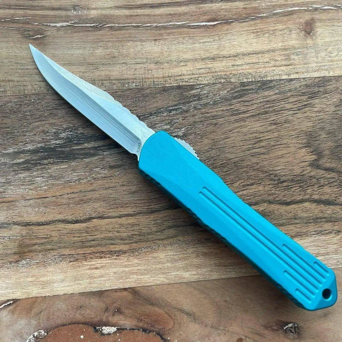 Heretic Knives Manticore S Bowie Turquoise Handle Stonewash Blade H022B-2A-TQ 2 Heretic Knives Manticore S Bowie Turquoise Handle Stonewash Blade H022B-2A-TQ - Image 2