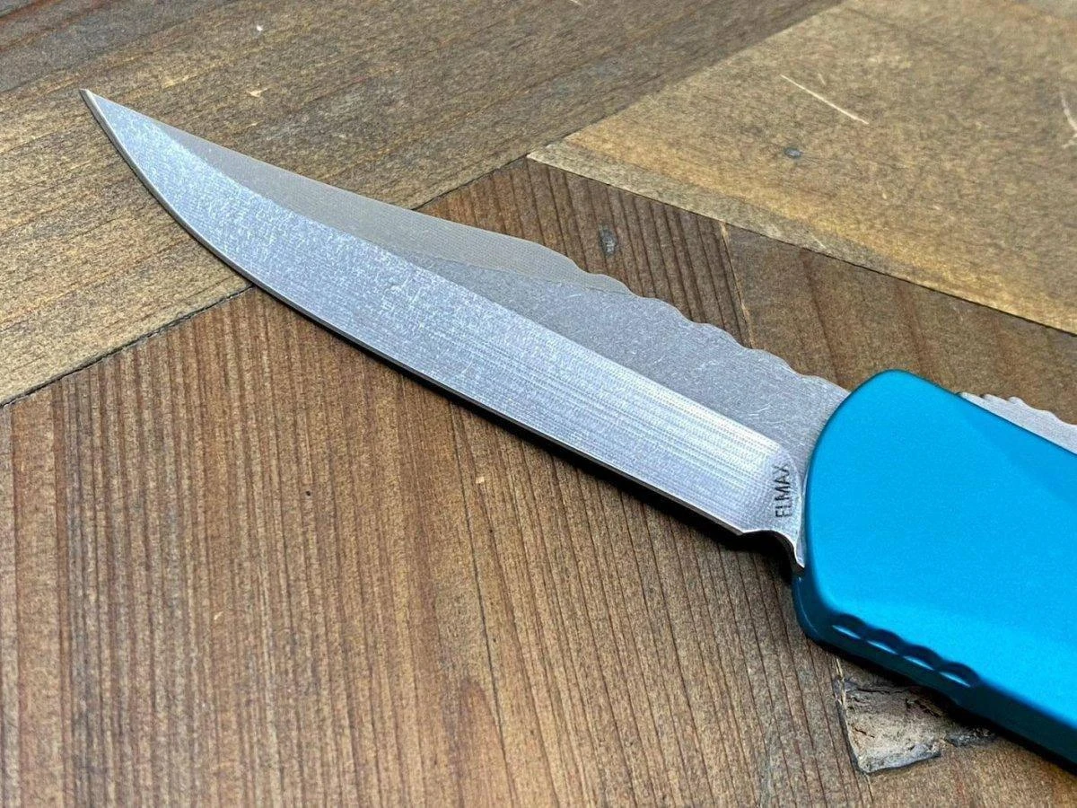 Heretic Knives Manticore S Bowie Turquoise Handle Stonewash Blade H022B-2A-TQ 3 Heretic Knives Manticore S Bowie Turquoise Handle Stonewash Blade H022B-2A-TQ - Image 3