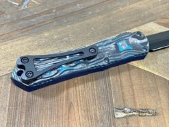 Heretic Knives Manticore S D/E Blue Camo Carbon Blue Handle DLC Blade H024-6A-BLU/CF -Helle Shop heretic knives heretic knives manticore s d e blue camo carbon blue handle dlc blade h024 6a blu cf 39393559937236