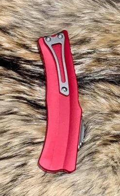 Heretic Roc Hawkbill Auto Knife 3.2" MagnaCut Stonewash Red Handles -Helle Shop heretic knives heretic roc hawkbill auto knife 3 2 magnacut stonewash red handles 39393559380180