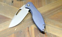 Koenig Arius Titanium 20CV Burnished Polished Flats Blade Blue Anodized Bronze Hardware (USA) -Helle Shop koenig koenig arius titanium 20cv burnished polished flats blade blue anodized bronze hardware usa 39408787292372