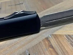 Microtech 122-16 CFS Ultratech Signature Auto OTF 3.46" Damascus D/E Carbon Fiber 11 Microtech 122-16 CFS Ultratech Signature Auto OTF 3.46" Damascus D/E Carbon Fiber -Helle Shop microtech microtech 122 16 cfs ultratech signature auto otf 3 46 damascus d e carbon fiber 39393616953556