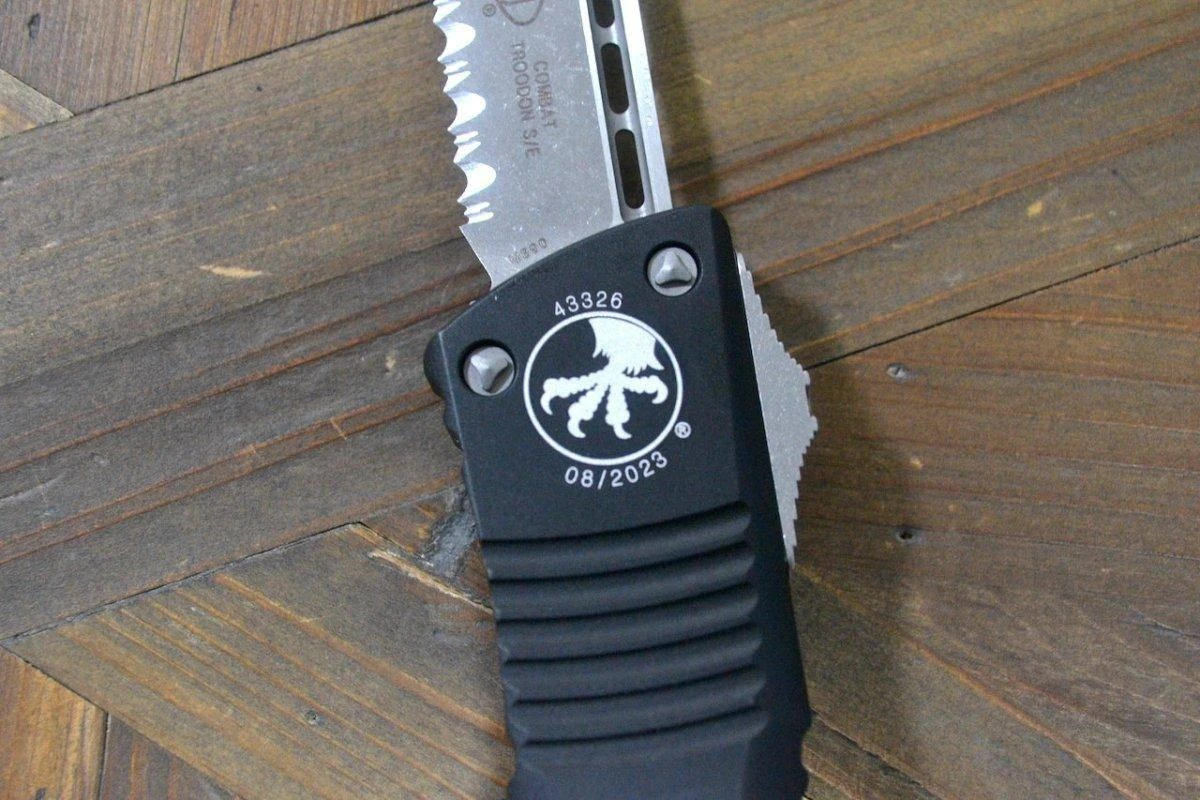 Microtech Combat Troodon 143-11AP S/E Apocalyptic Partial Serrated 5 Microtech Combat Troodon 143-11AP S/E Apocalyptic Partial Serrated - Image 5