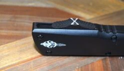 Microtech Combat Troodon 219RS-1TS Smooth Hellhound Razor Black W/ Ringed Hardware -Helle Shop microtech microtech combat troodon 219rs 1ts smooth hellhound razor black w ringed hardware 39393623081172