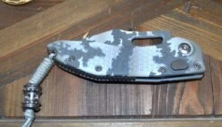 Microtech Stitch 169-3ACS Auto Arctic Camo Signature Series Fully Serrated -Helle Shop microtech microtech stitch 169 3acs auto arctic camo signature series fully serrated 39393630945492