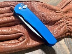 Pro-Tech 5301-BLUE Malibu Manual Flipper Knife 3.30" MagnaCut Stonewashed Wharncliffe Blue Handles -Helle Shop protech knives pro tech 5301 blue malibu manual flipper knife 3 30 magnacut stonewashed wharncliffe blue handles 39393709981908