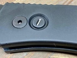 Pro-Tech Emerson E7T Operator Tritium Button Tanto Knife (3.25" Black) -Helle Shop protech knives pro tech emerson e7t operator tritium button tanto knife 3 25 black 39393713782996