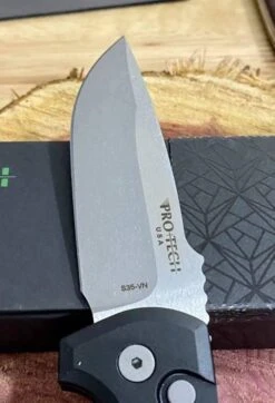 Pro-Tech Rockeye Auto Black Handle, Stonewash S35VN Blade LG301 -Helle Shop protech knives pro tech rockeye auto black handle stonewash s35vn blade lg301 41987229843668
