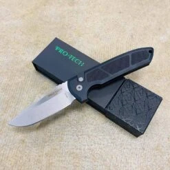Pro-Tech Rockeye Auto Black Textured Handle Stonewash S35VN Blade LG305 -Helle Shop protech knives pro tech rockeye auto black textured handle stonewash s35vn blade lg305 39393714831572
