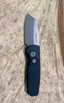 Pro-Tech Runt 5 R5401 Magnacut SW Reverse Tanto Blade Black Handle (USA) -Helle Shop protech knives pro tech runt 5 r5401 magnacut sw reverse tanto blade black handle usa 39393716633812