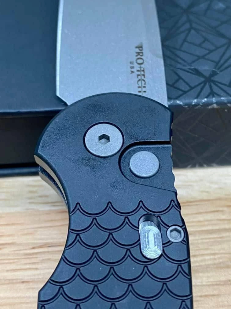 Pro-Tech TR-3 MC1 Magnacut Knife Fish Scale Black 2 Pro-Tech TR-3 MC1 Magnacut Knife Fish Scale Black - Image 2