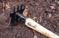 Rogue 70HR Hoe & Rake (USA) -Helle Shop rogue hoe distributing rogue 70hr hoe rake usa 39393730592980