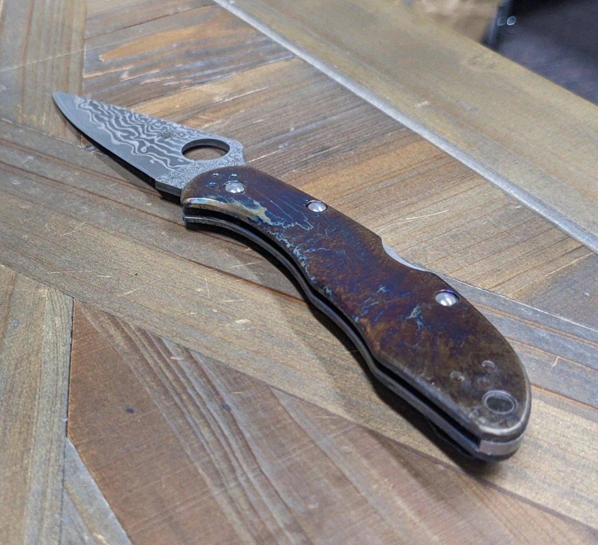 Limited Editon Custom Spyderco Delica 4 Titanium Damascus (C11TIPD+CUSTOM) 2 Limited Editon Custom Spyderco Delica 4 Titanium Damascus (C11TIPD+CUSTOM) - Image 2