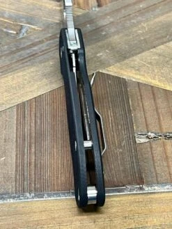 Spyderco Para 3 C223GPDBCK Knife 3" S110V Satin Blade Black Handles G10 (USA) -Helle Shop spyderco spyderco para 3 c223gpdbck knife 3 s110v satin blade black handles g10 usa 39393766539476