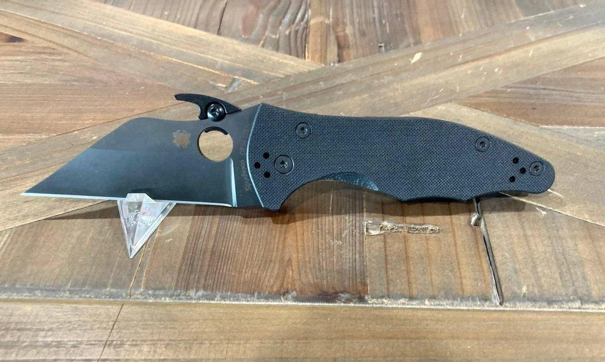 Spyderco Yojimbo 2 Semi-Custom Emerson Folding Knife 3.2" Black DLC - C85GPBBK2 4 Spyderco Yojimbo 2 Semi-Custom Emerson Folding Knife 3.2" Black DLC - C85GPBBK2 - Image 4