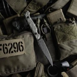 Toor Darter Fixed Blade Knife 4.25" CPM-S35VN Black Etched Double Edge Sawback Vapor Grey G10 (USA) -Helle Shop toor knives toor darter fixed blade knife 4 25 cpm s35vn black etched double edge sawback vapor grey g10 usa 39393781907668