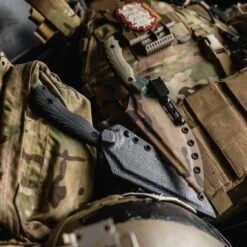 Toor Knives Raven Fixed Blade Ebony CPM-3V (USA) -Helle Shop toor knives toor knives raven fixed blade ebony cpm 3v usa 39393787609300