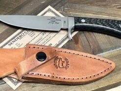 Custom White River Sendero Classic Carbon Fiber Handle S35VN (USA) -Helle Shop white river knives custom white river sendero classic carbon fiber handle s35vn usa 41989875368148