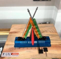 Wicked Edge GO WE60 Precision Knife Sharpener (USA) -Helle Shop wicked edge wicked edge go we60 precision knife sharpener usa 39393832894676